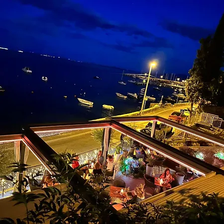 Mirna - What Is What Get 公寓