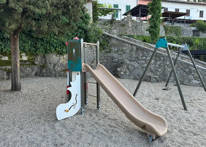 Mirna - What Is What Get Apartamento