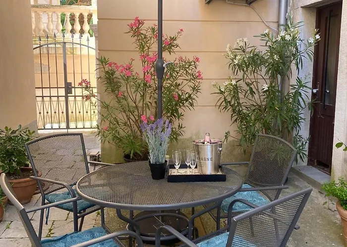 Mirna - What Is What Get Апартаменты *